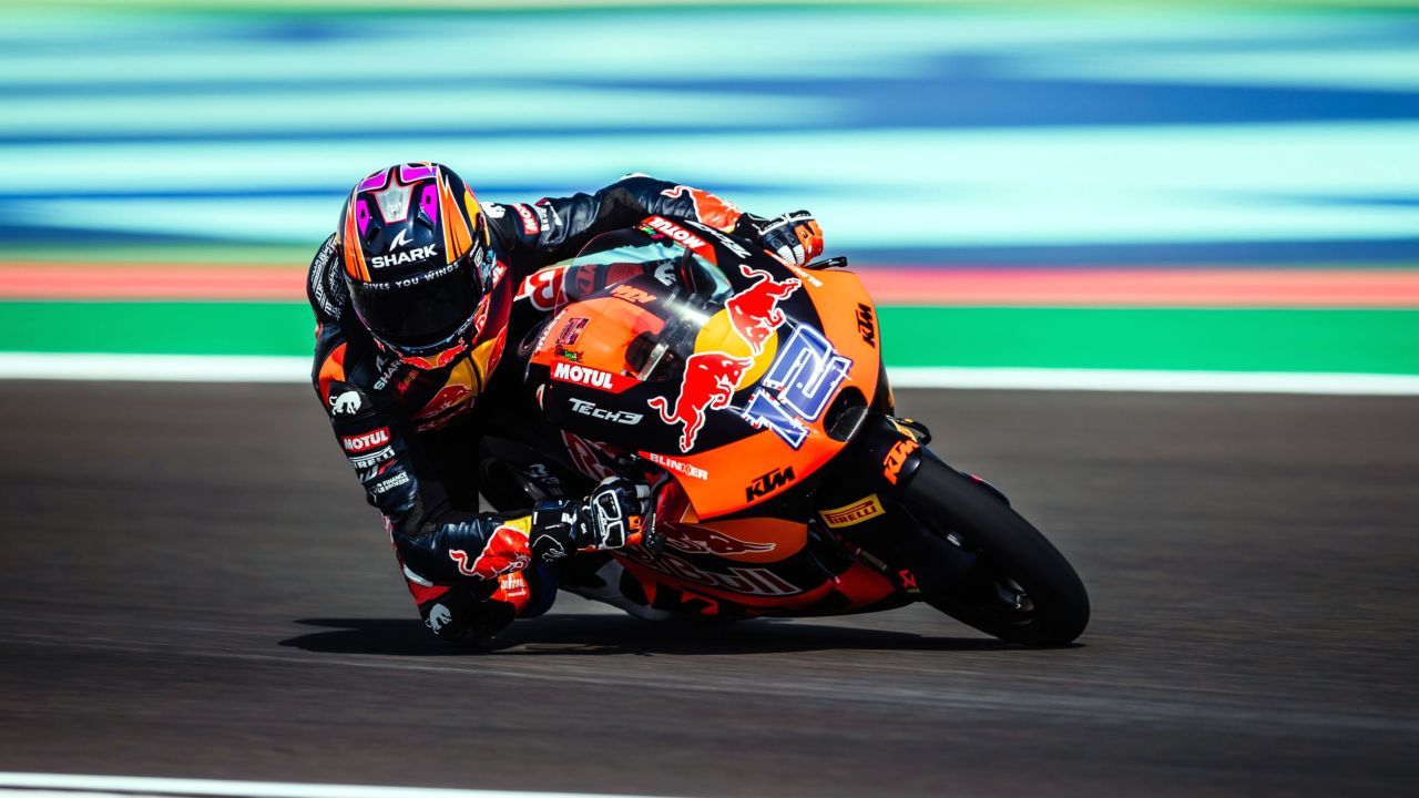 ROULSTONE AT THE DOORS OF DIRECT Q2 TICKETS AFTER OPENING DAY OF QATAR AIRWAYS GRAND PRIX OF QATAR